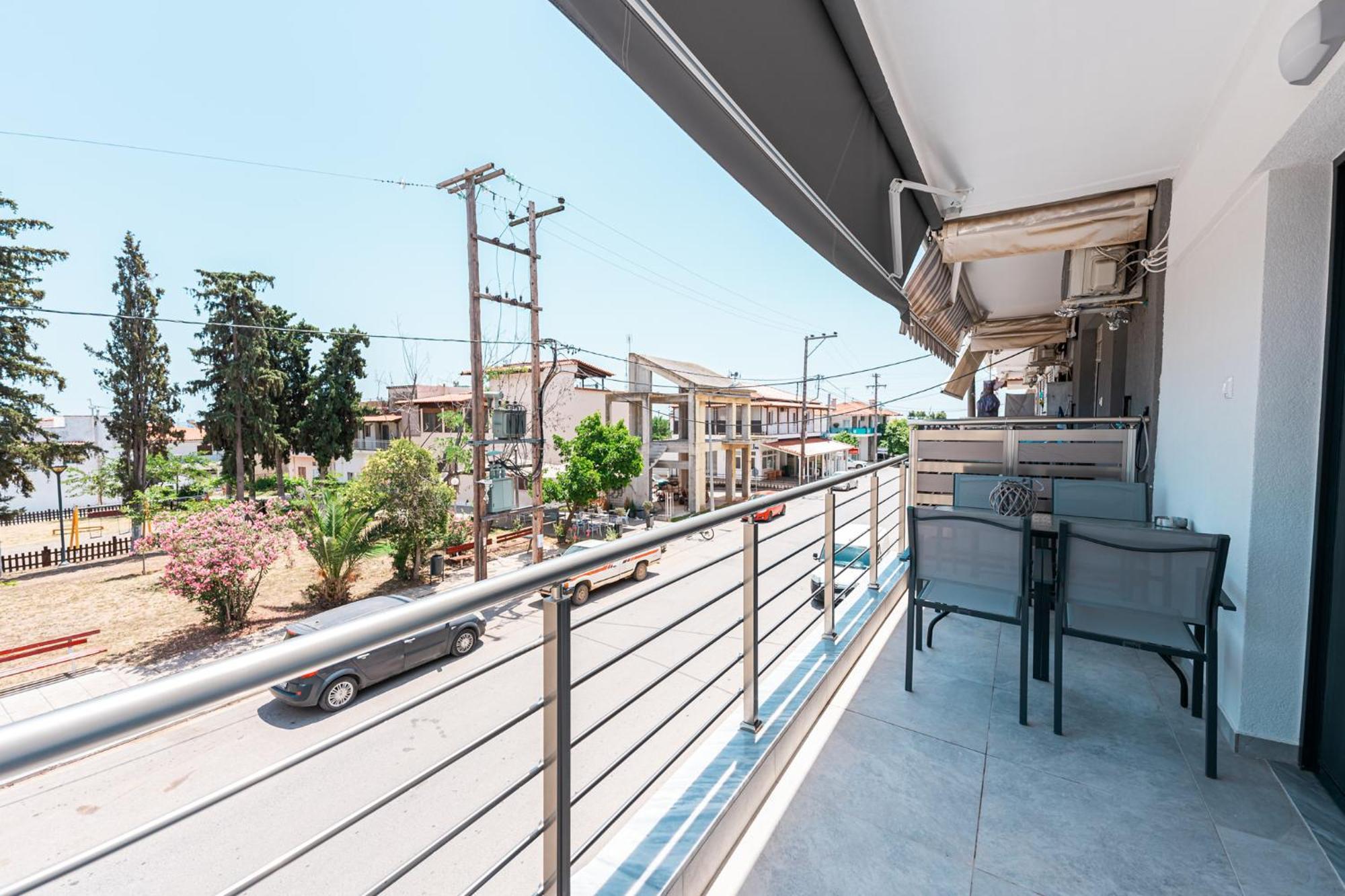 Square View Apartment *